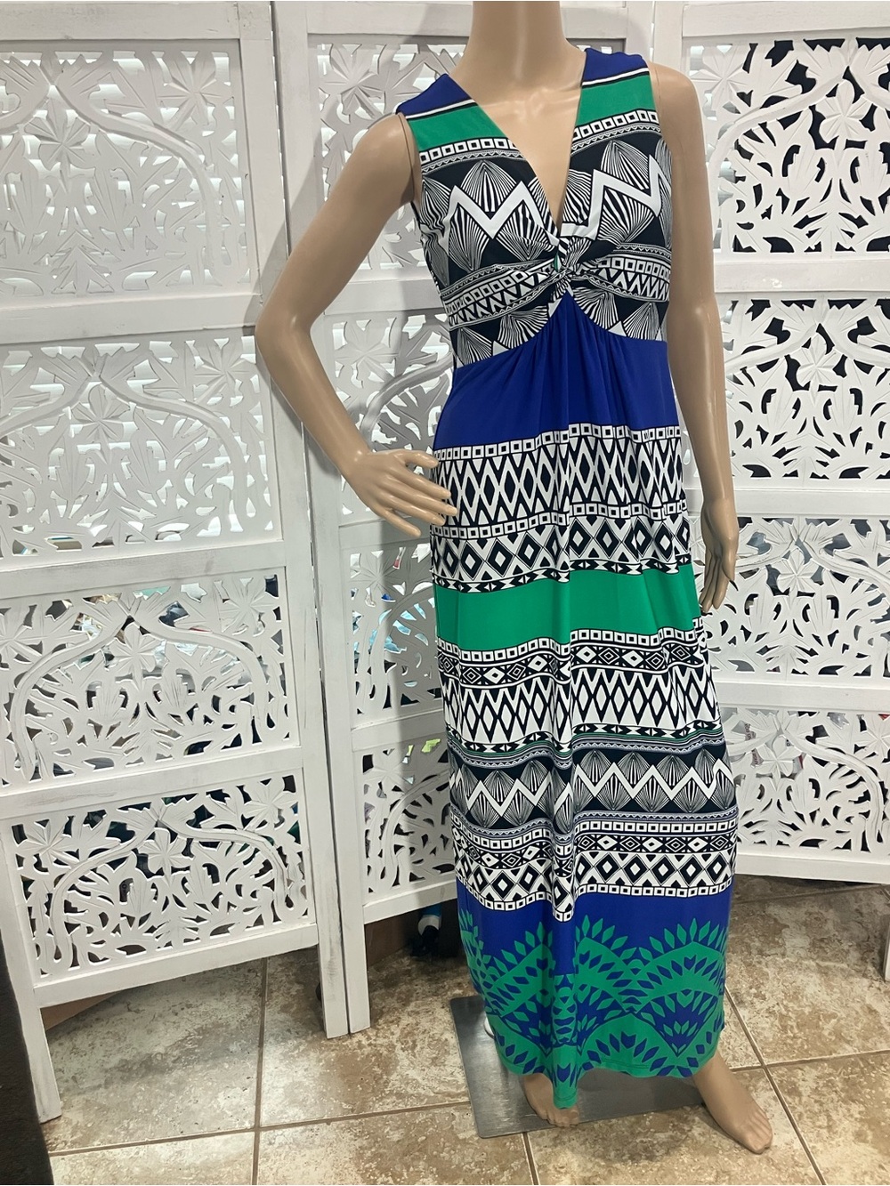 EUC Chico’s Sleeveless Stretch Geometric Style Maxi Dress, Size XS or Chico’s 0